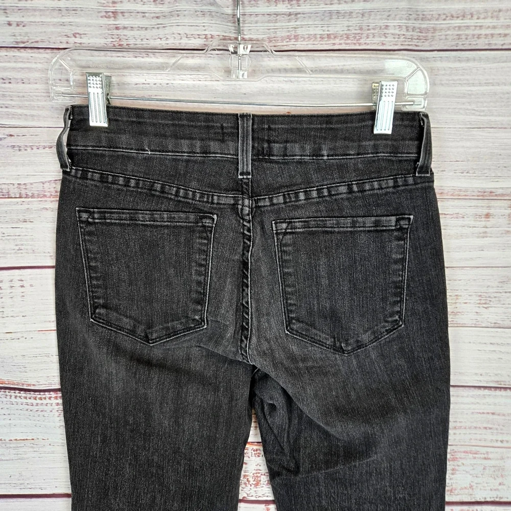 NYDJ Black Cuffed Crop Jeans Size 2 Lift Tuck Stretch Outdoor Basic Casual Party